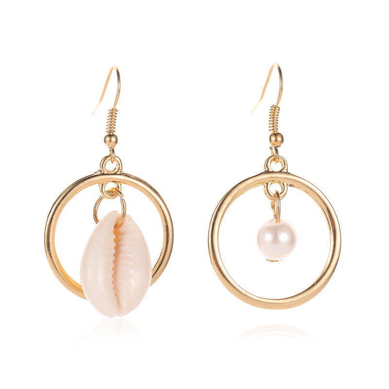 Ocean Vibe Conch Earrings