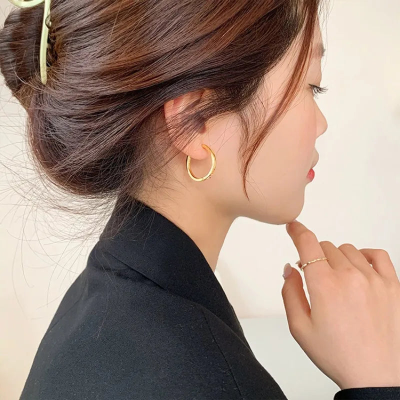 Classic Gold Hoop Earings